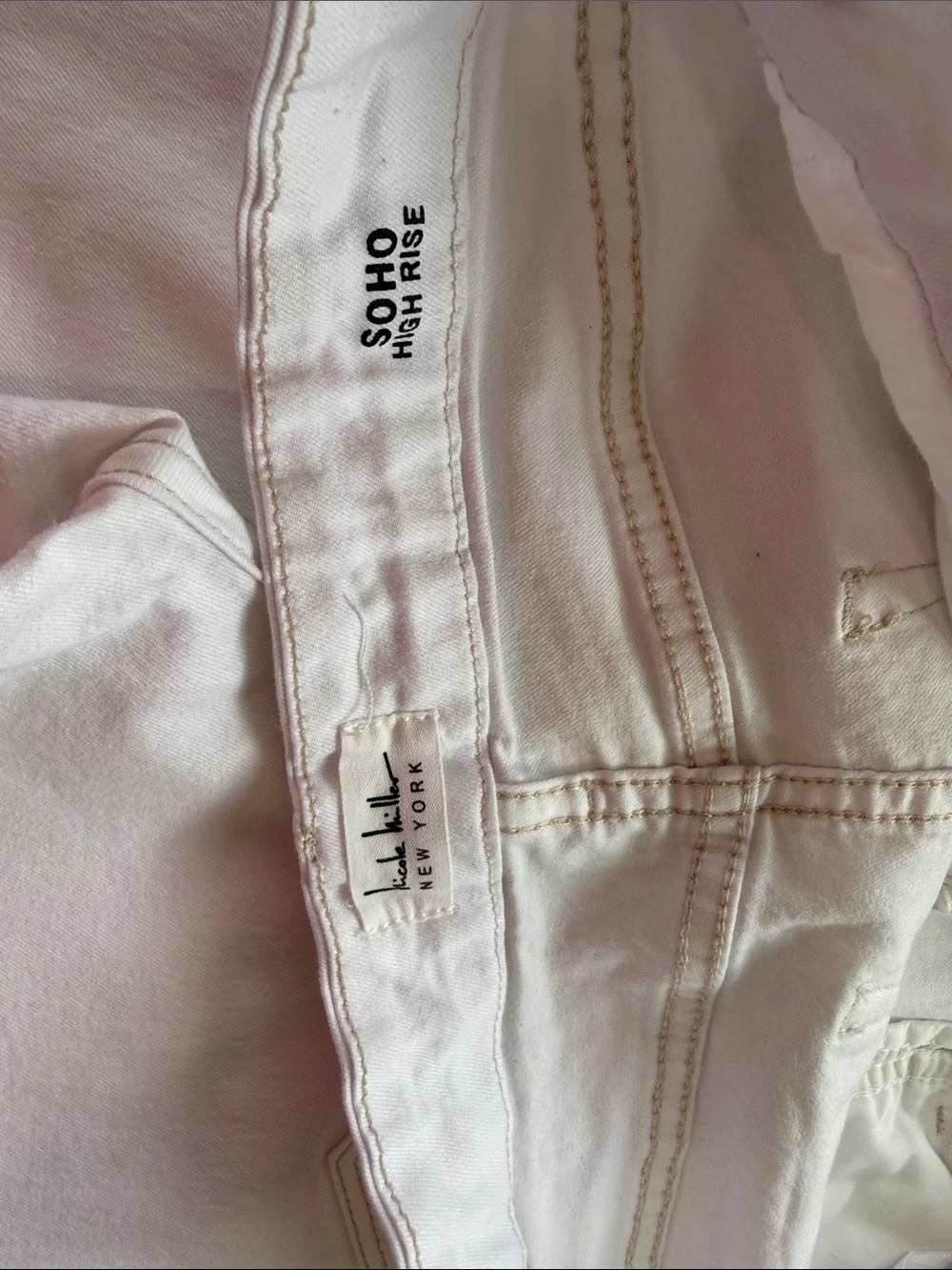 Nicole Miller White Frayed-Hem Jean Shorts